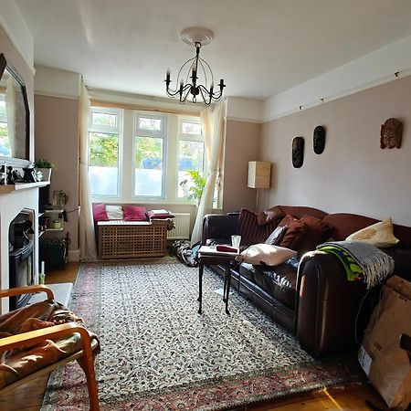 Headington Haven Homestay Oxford Exterior foto